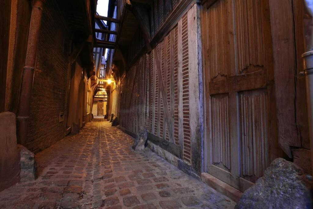 Colibri Studio Coeur De Ville Mon Groom Troyes Dış mekan fotoğraf